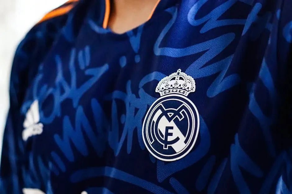 Exploring the World of Fan Gear: Styles and Trends - Carrot Stick Sports