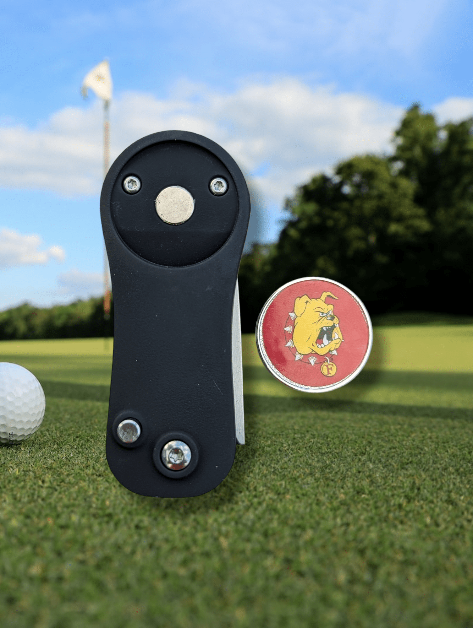 On The Mark Golf Gear Ferris State Golf Ball Repair Tool