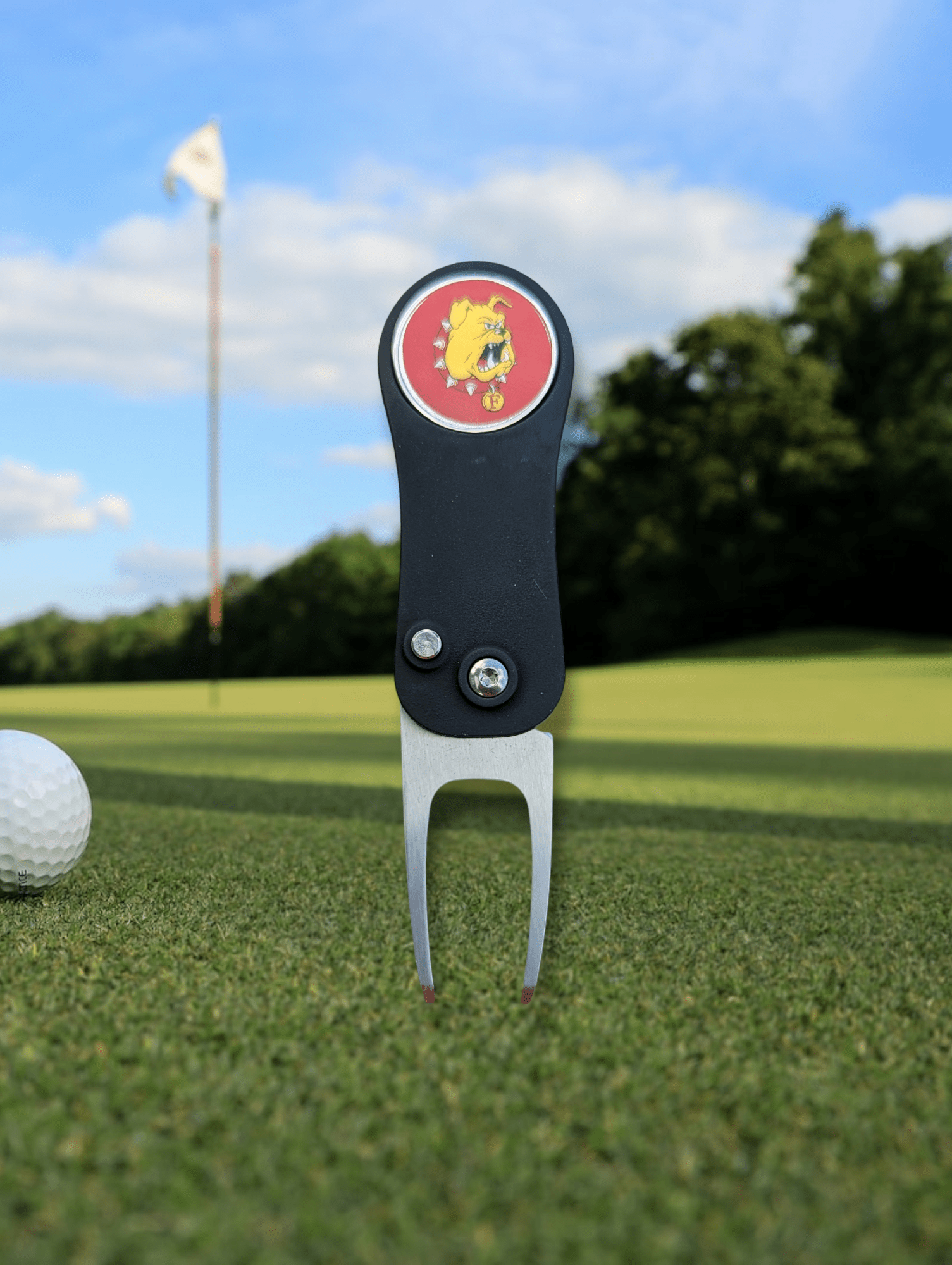 On The Mark Golf Gear Ferris State Golf Ball Repair Tool