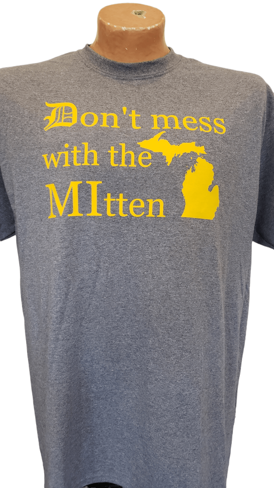 Carrot Stick Sports Shirts X-Large Don't Mess With The MItten T-Shirt